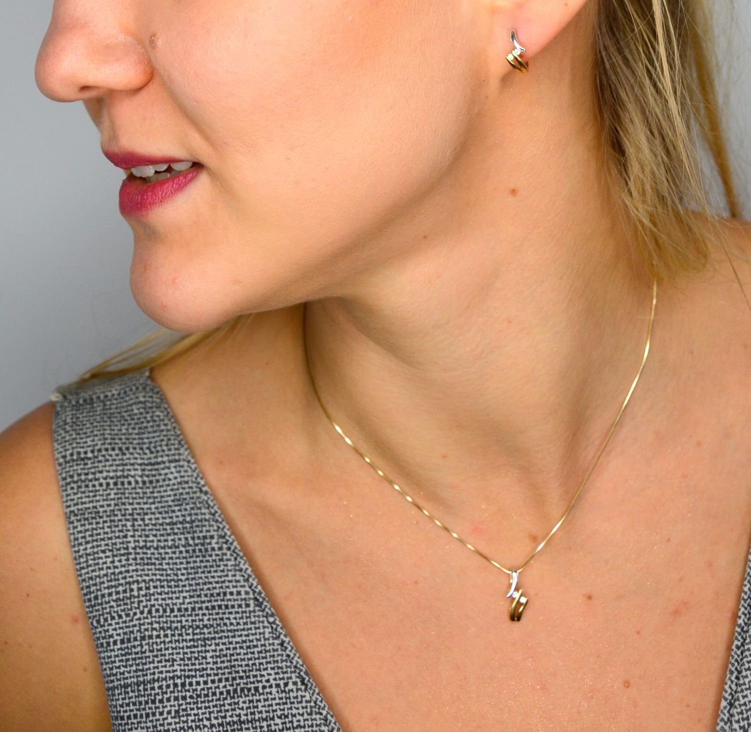 Zawieszka złota DIAMENT białe złoto, diamenty 0660027173 HSI.jpg